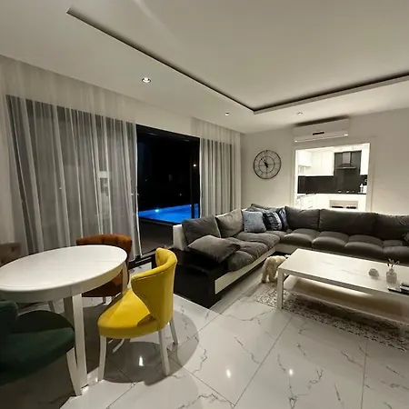 Private Pool For Daily Rent In Kusadasi