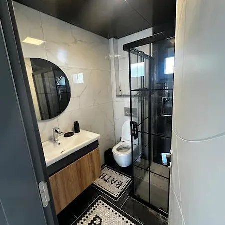 Villa Private Pool For Daily Rent In *
